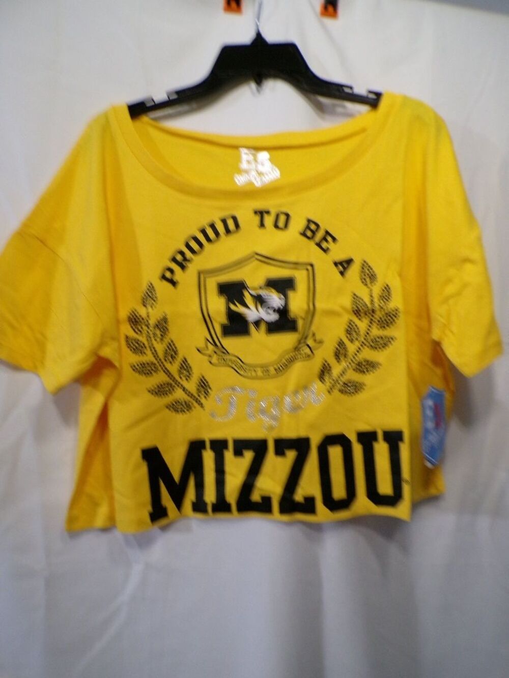 E5 College Classics Women's Mizzou Yellow Cropped T-Shirt XL